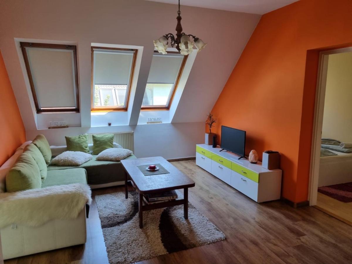 Tudor Apartman Szeged Exterior photo